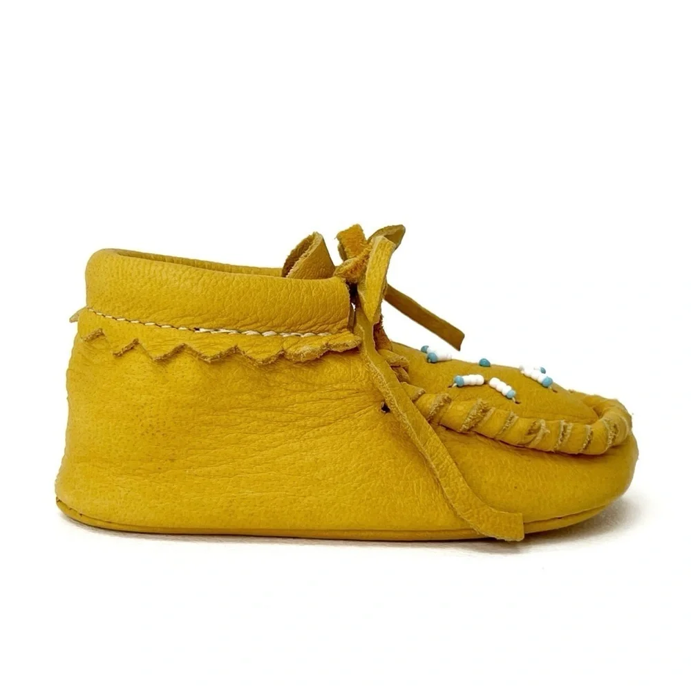 Taos Mox Baby Beaded Moccasins Size 30 = Size 3 Infant Deerskin Mocs Fringed EUC